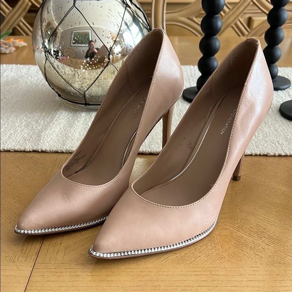 Elegant Women's Nude Heels